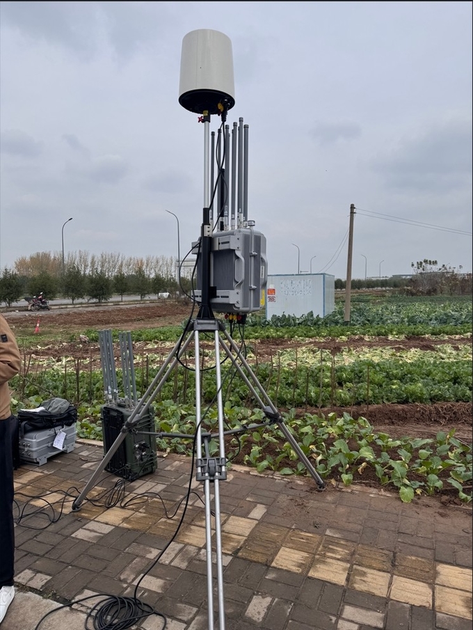 Дрон FPV GPS, BeiDou, GLONASS Galileo Устройство для подделки для аэропорта, тюрьмы, пограничной безопасности, безопасности электростанций 0